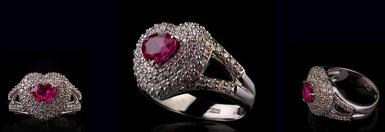 Эксклюзивное золотое кольцо  с природными: рубином и бриллиантами в белом золоте Denisov & Gems